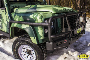 Land-Rover-Defender-camo-2