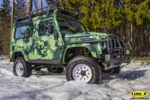 Land-Rover-Defender-camo-7